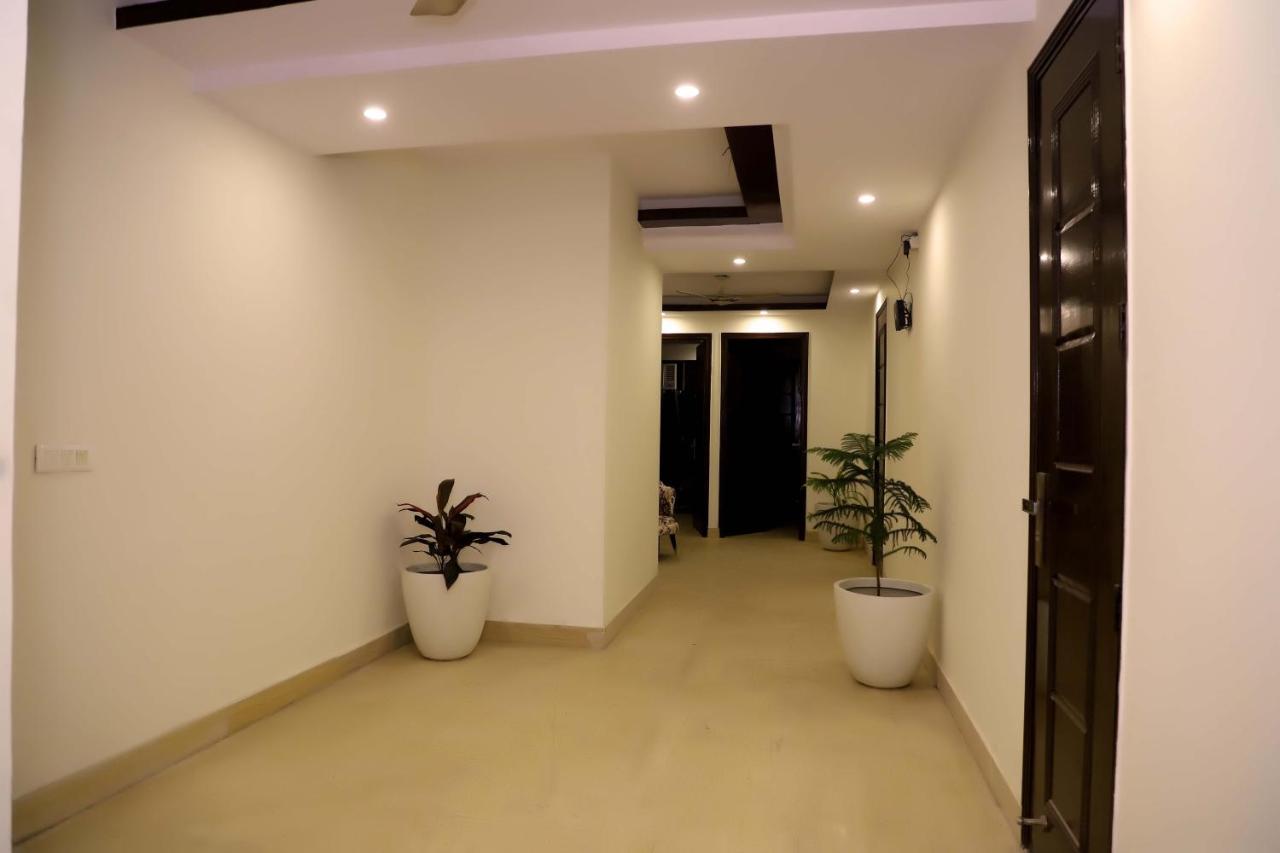 Lyf Corporate Suites - Noida Sector 19 Eksteriør billede
